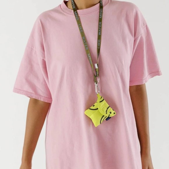 NWT BAGGU Puffy Earbuds Case - Yellow Happy - Picture 4 of 5